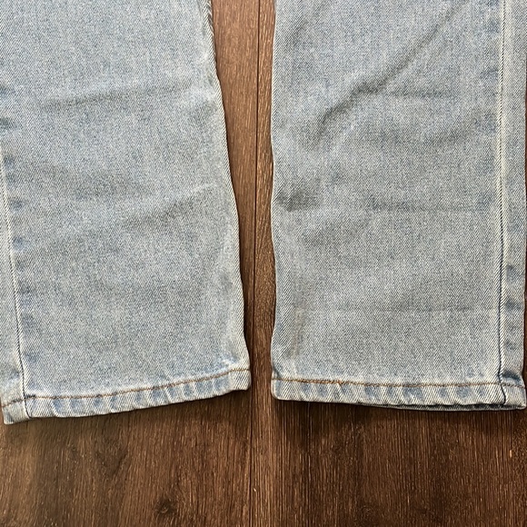 George Jeans - Picture 6 of 13